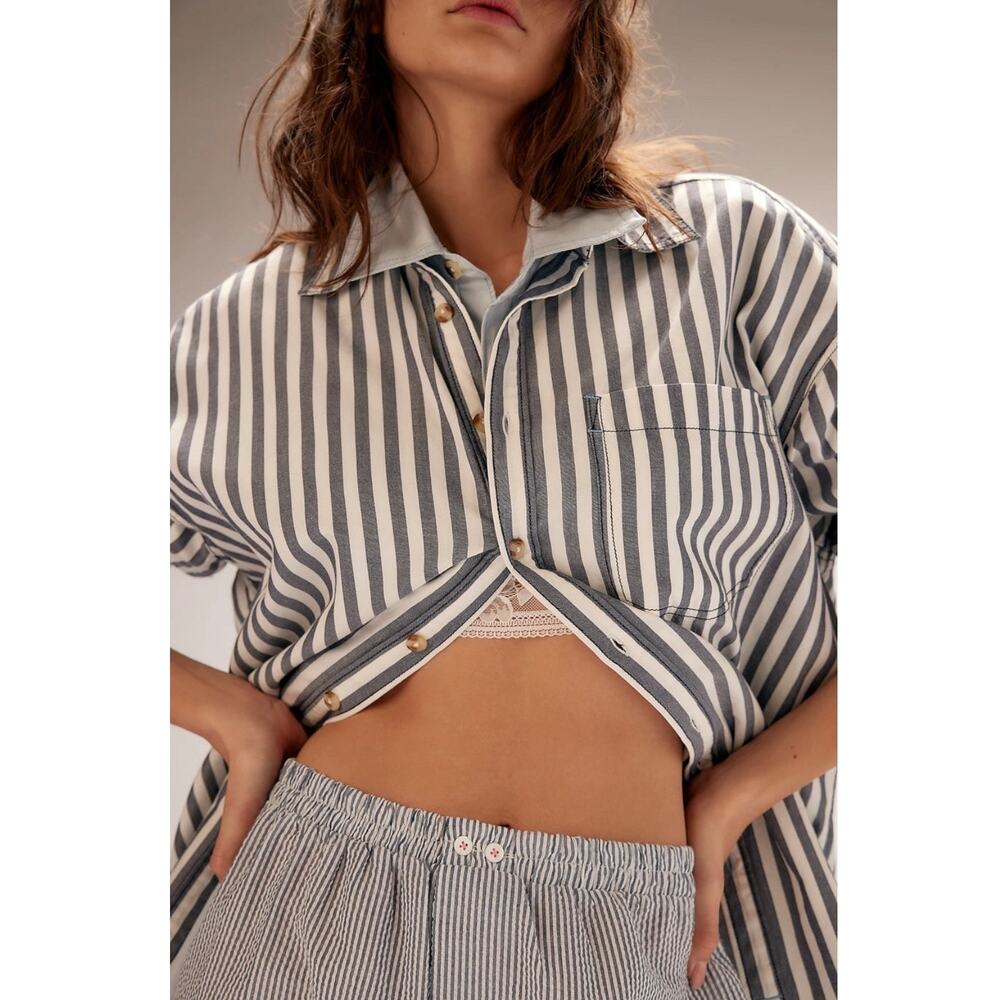 Free People Menswear Oversized Freddie Striped Shirt Nautical Navy Size Medium - Picture 9 of 15